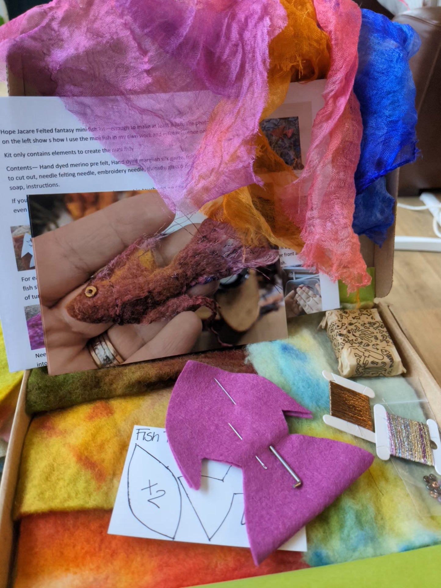 Tenny Nuno felt fish kit