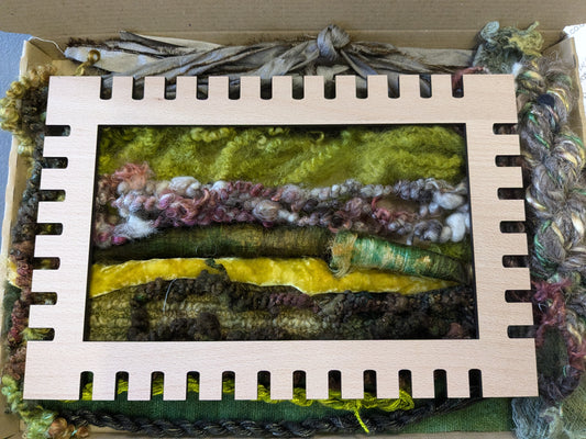 Moss, lichen and bark pack with basic weaving frame 08
