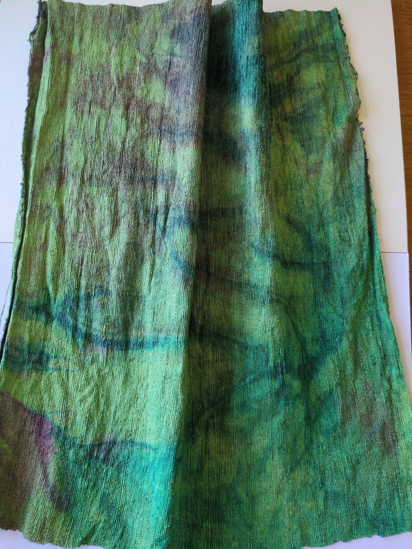 Hand dyed raw silk fabric HDRS08