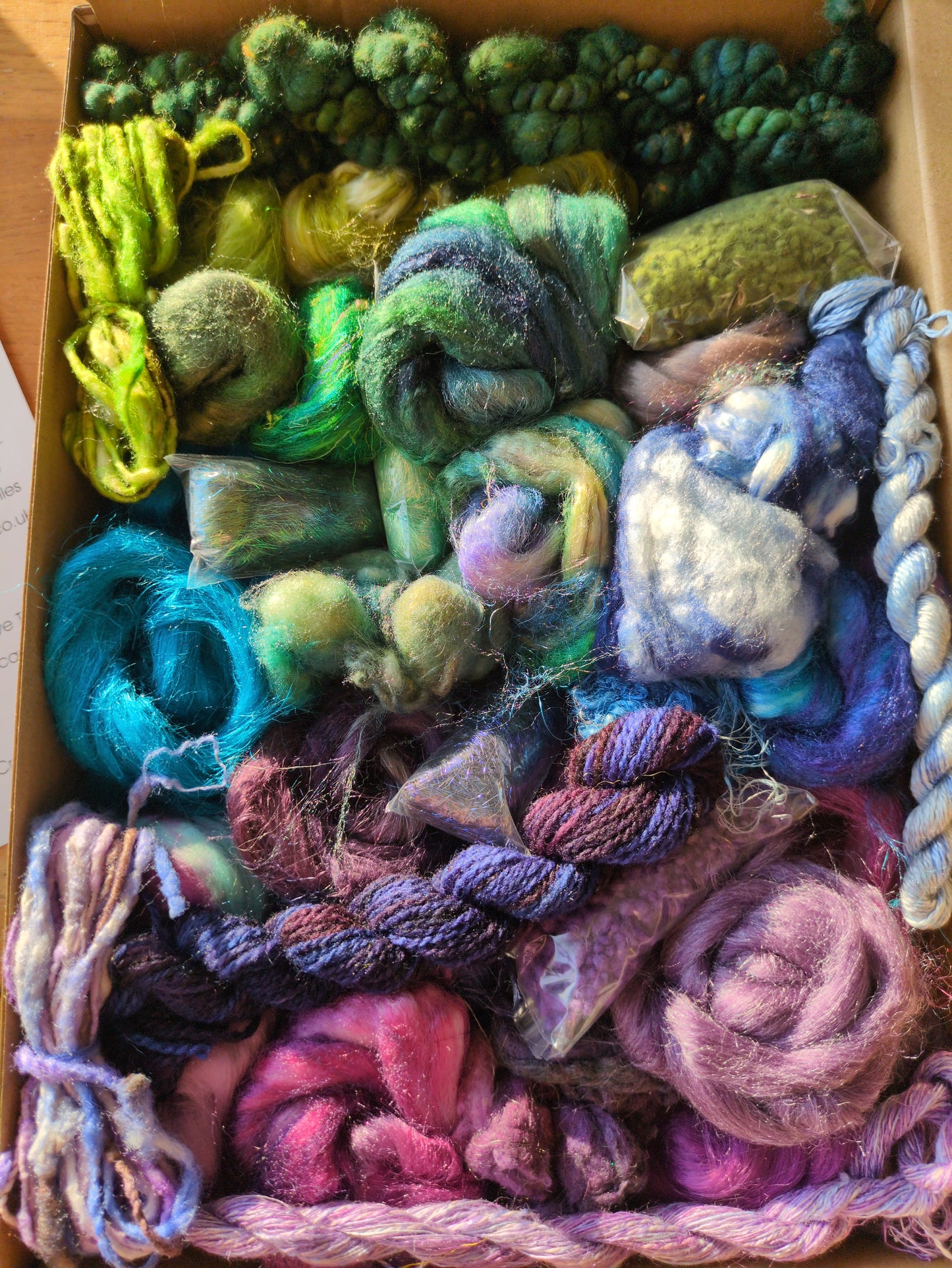 Hand dyed speciality lux texture fibre box - approx 165g fibres - box15