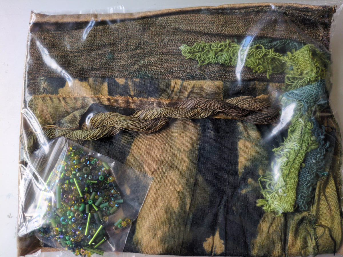 Mini creativity stitch packs , mix to experiment with CPY42