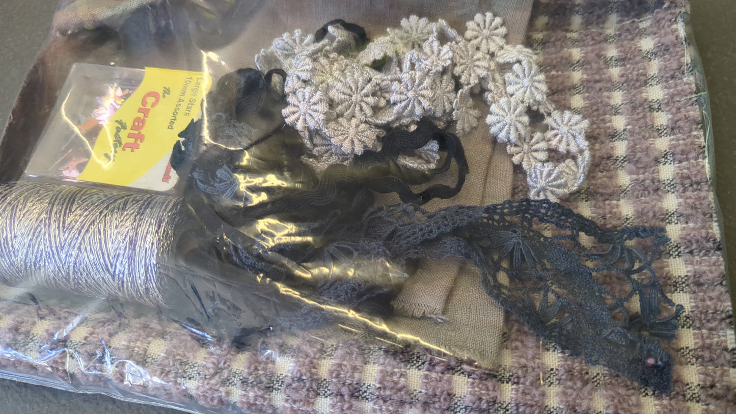 Mini creativity stitch packs , mix to experiment MCS26