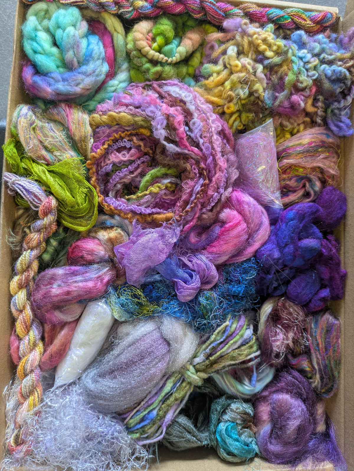 Hand dyed speciality lux texture box - approx 170g - box04