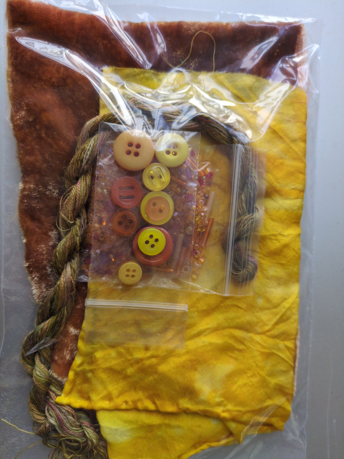 Mini creativity stitch packs , mix to experiment with CPY59