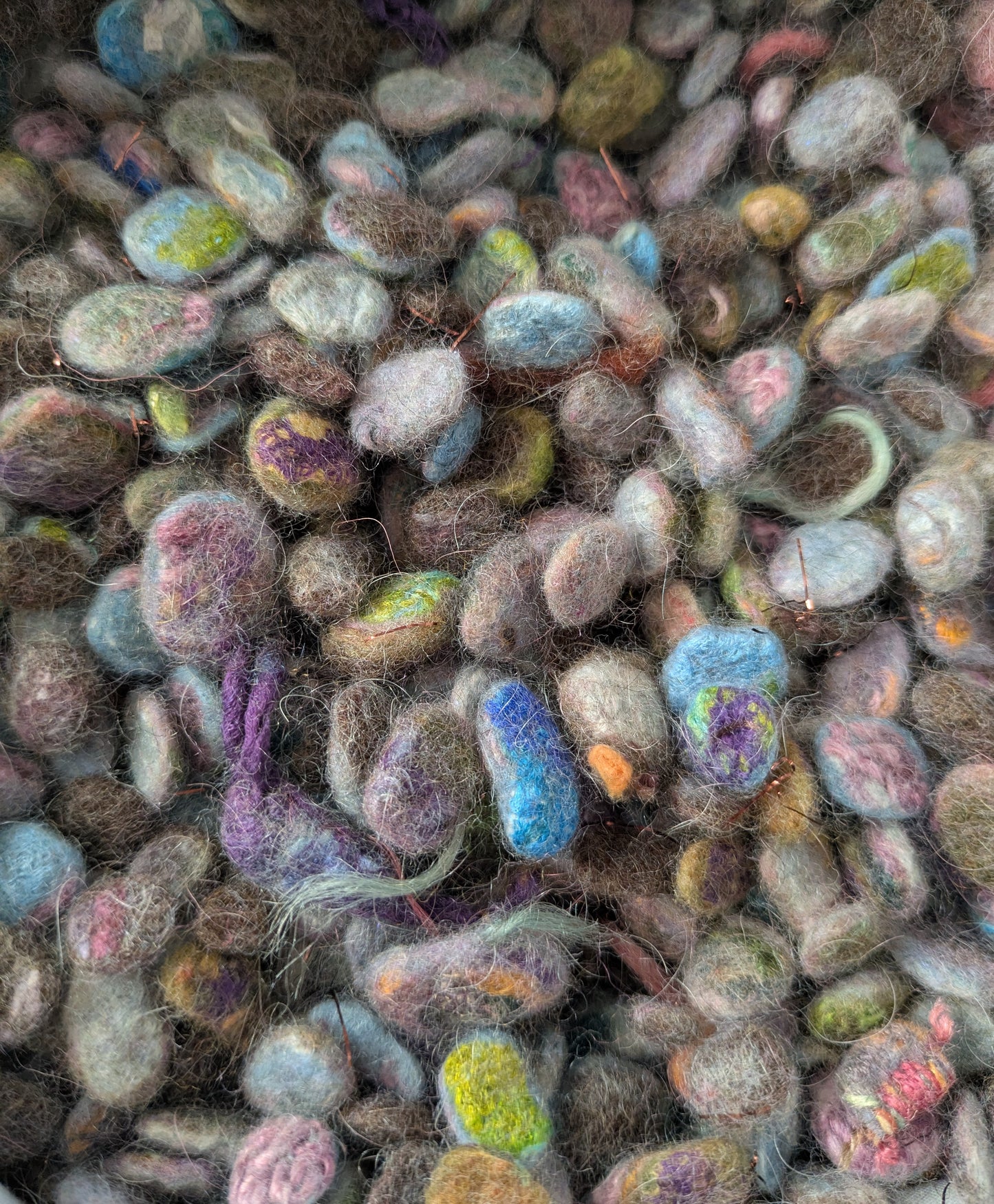 25g pebbles - mix of hand-dyed and sparkly fibres made into little pebbles - pebs26