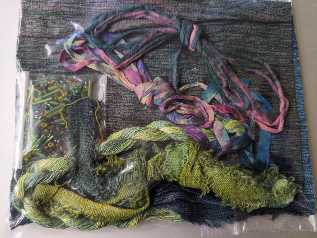 Mini creativity stitch packs , mix to experiment with CPY44