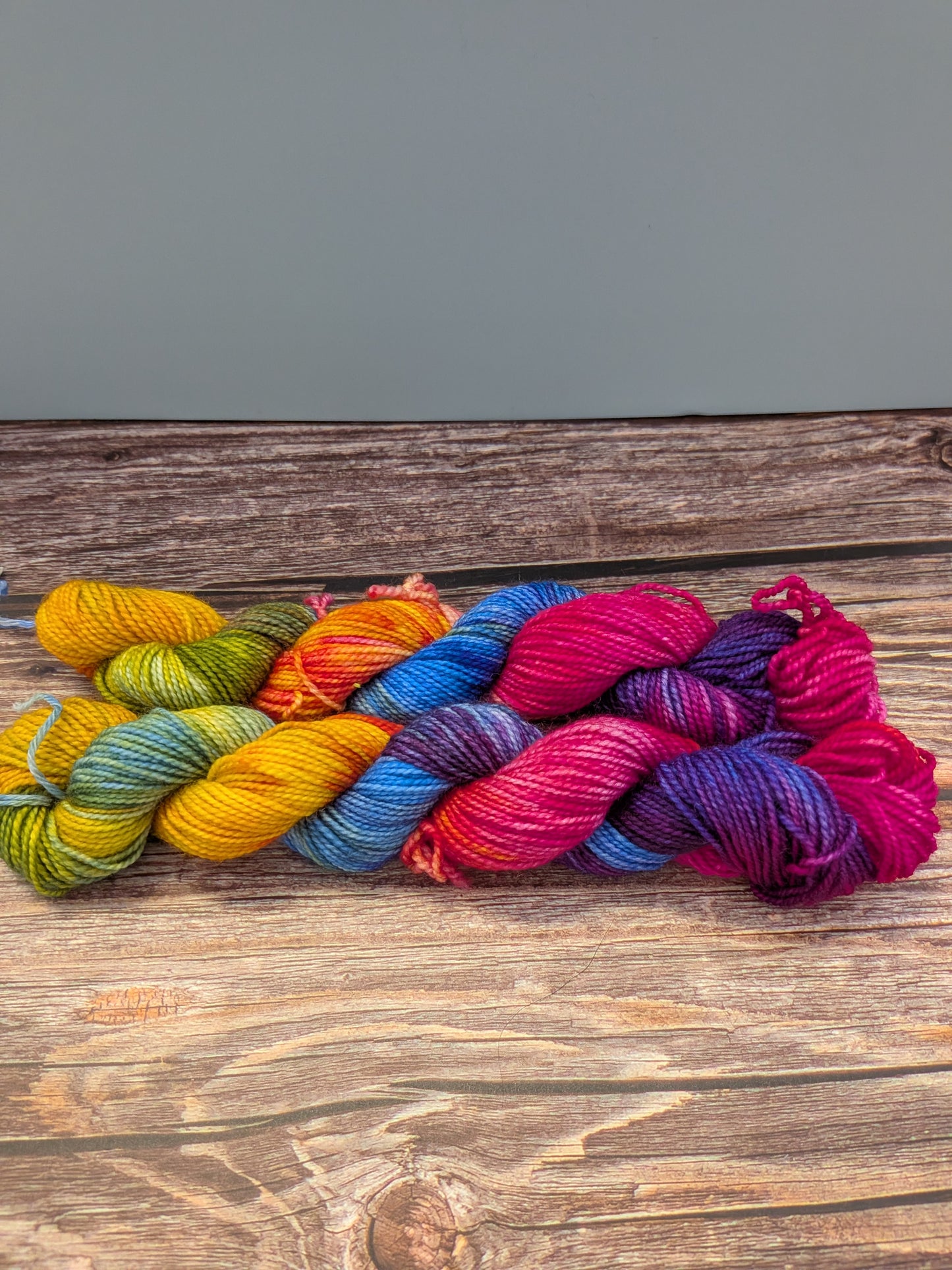 Hand Dyed 4ply mini skeins