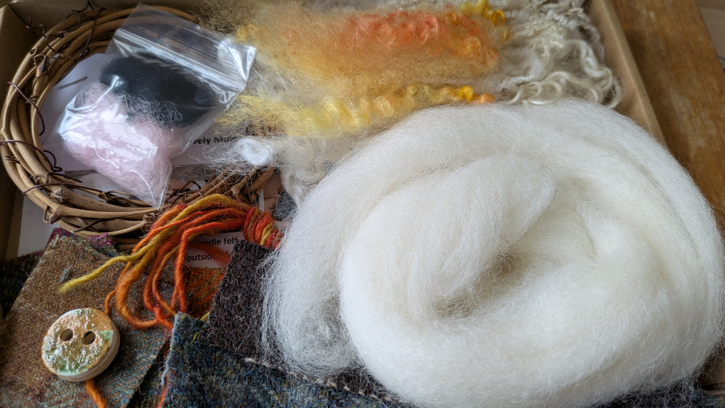 Mini needle felt sheep wreath kit shwr09
