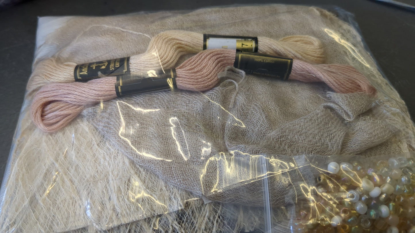 Mini creativity stitch packs , mix to experiment MCS44