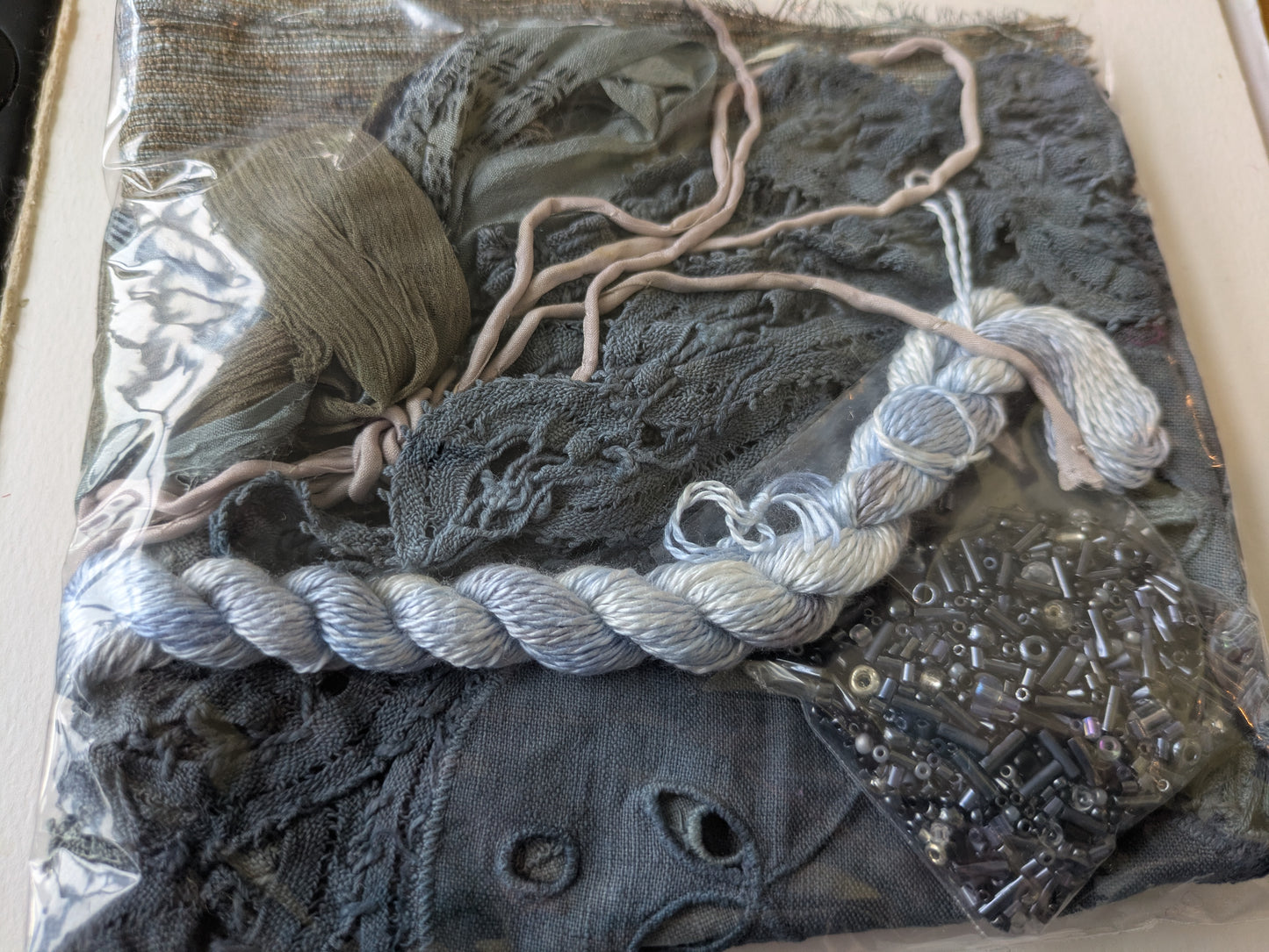 Mini creativity stitch packs , mix to experiment with CPY14