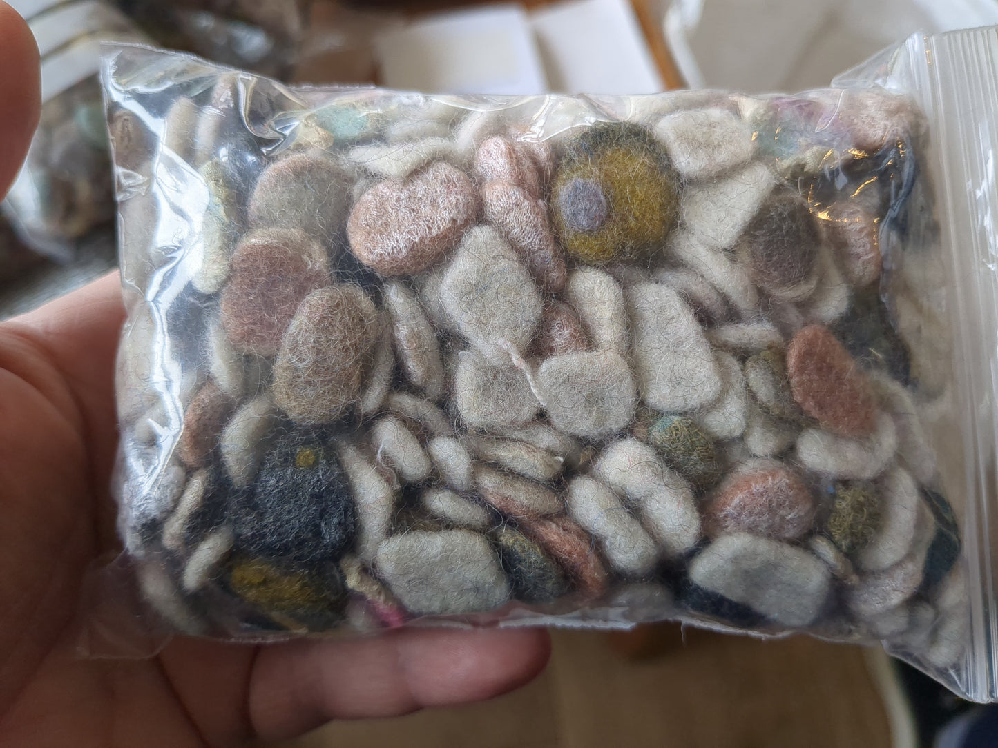 25g pebbles - mix of hand-dyed and natural fibres made into little pebbles - pebs15