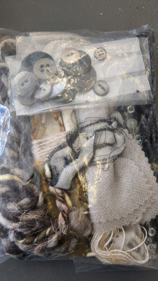 Mini creativity stitch packs , mix to experiment MCS04
