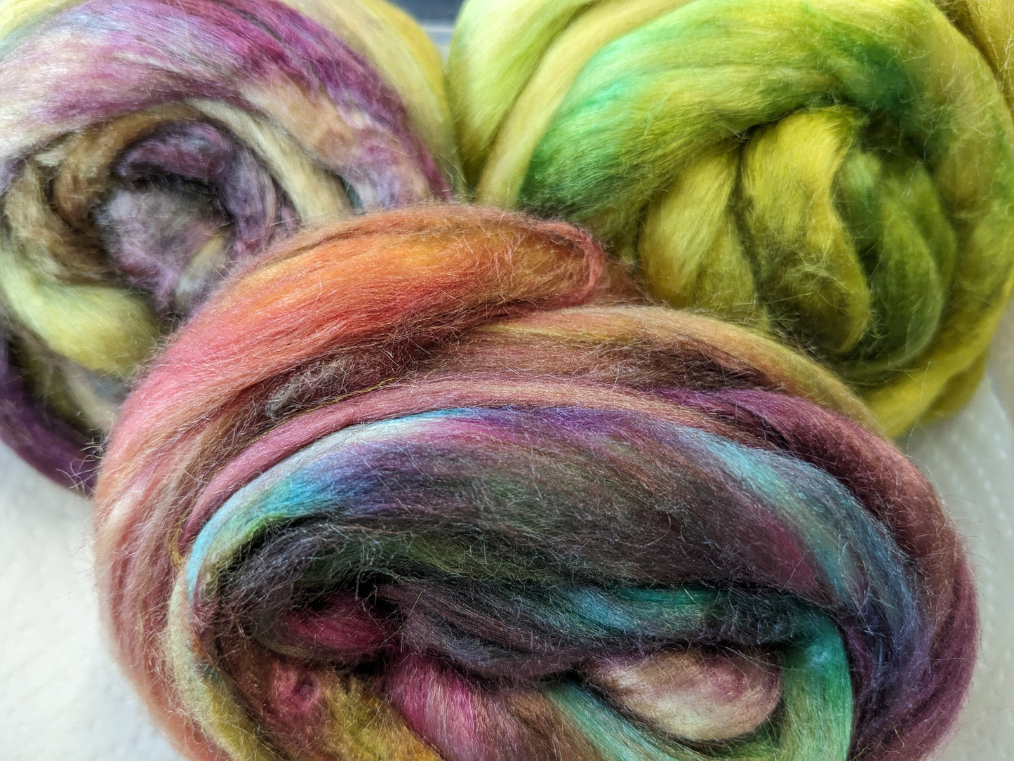 Approx 33g hand dyed silk tussah fibre-TS09