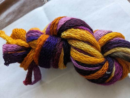 Great fun knitted merino tube yarn - hand dyed 45g - KT17