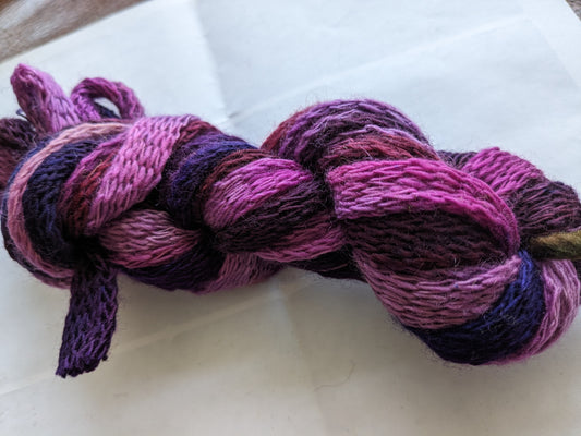 Great fun knitted merino tube yarn - hand dyed 35g - KT18