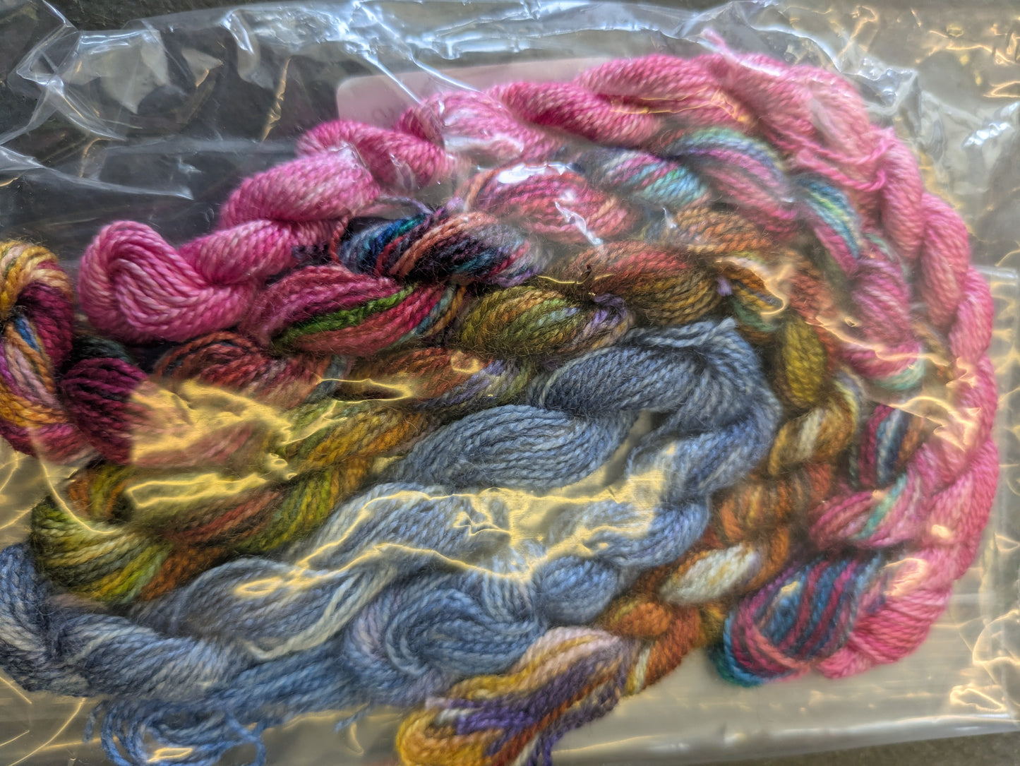 Threads packs , mix to experiment pack B