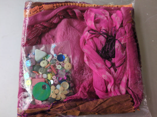 Mini creativity stitch packs , mix to experiment with CPY41