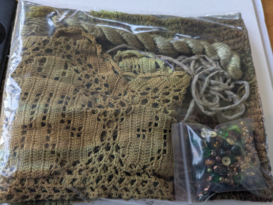 Mini creativity stitch packs , mix to experiment with CPY24