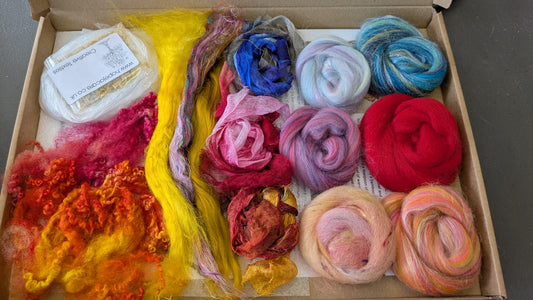 Nuno felt flower kit makes 3 flowers similar to second picture F12