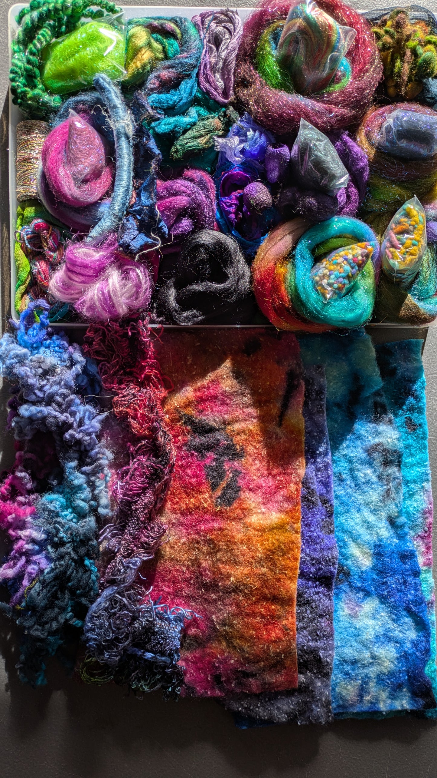 200g luxury textural additions galaxy geodes LFAGG02