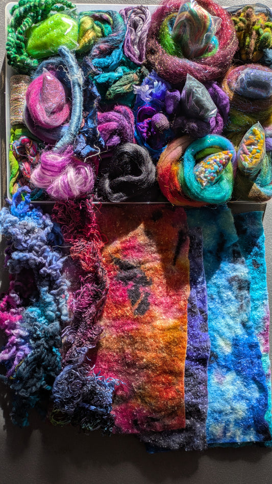 200g luxury textural additions galaxy geodes LFAGG02