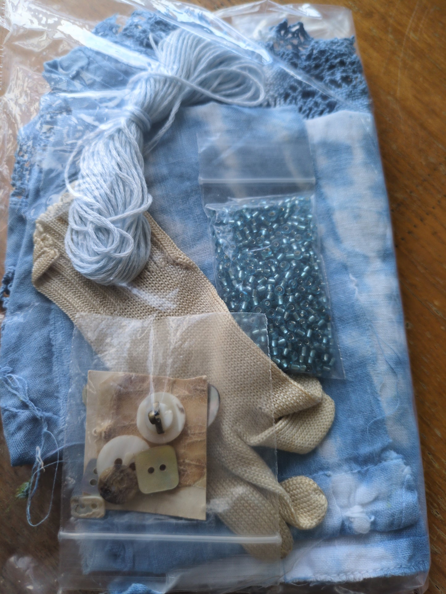 Mini creativity stitch packs , mix to experiment MCS57