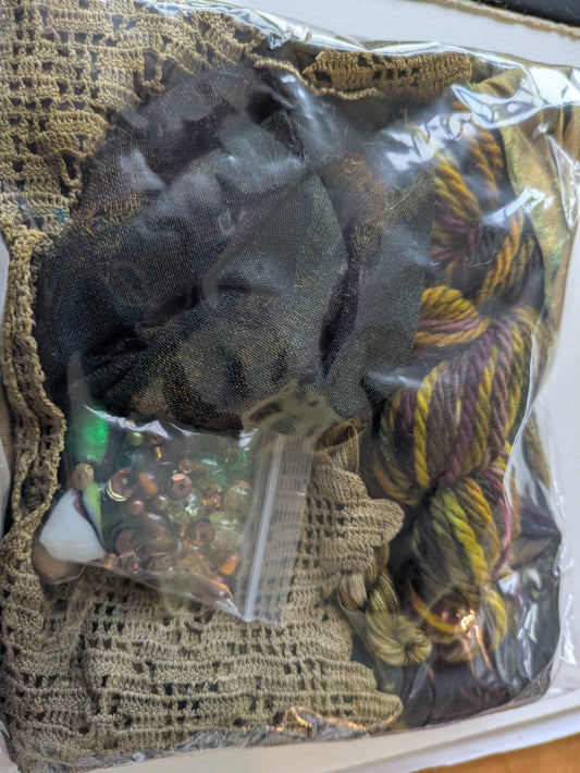 Mini creativity stitch packs , mix to experiment with CPY28