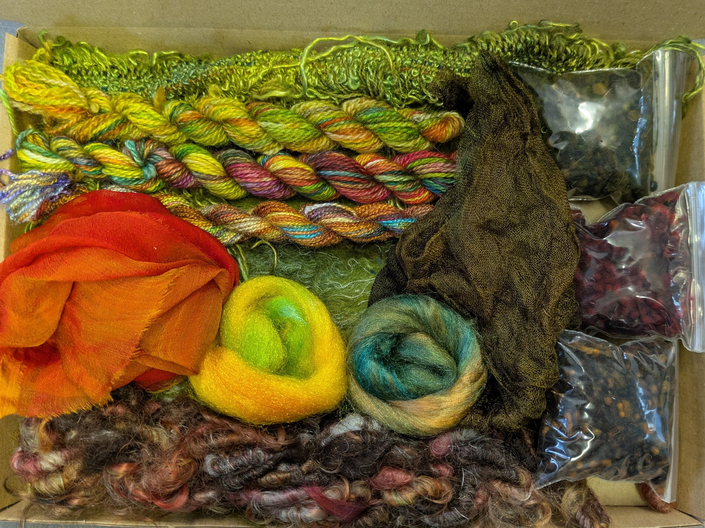 Luxury felting addition selection box medium Autumn XLFA10