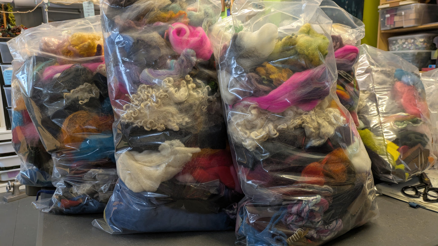 Absolutely huge studio scrap bag minimum 800g