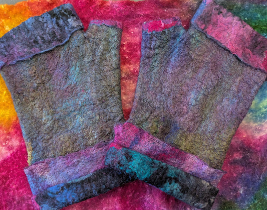 Deposit Workshop - Wet Felted fingerless gloves - Sat 26th Sept