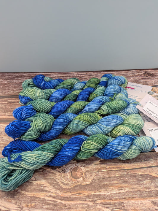 Hand Dyed 4ply mini skeins