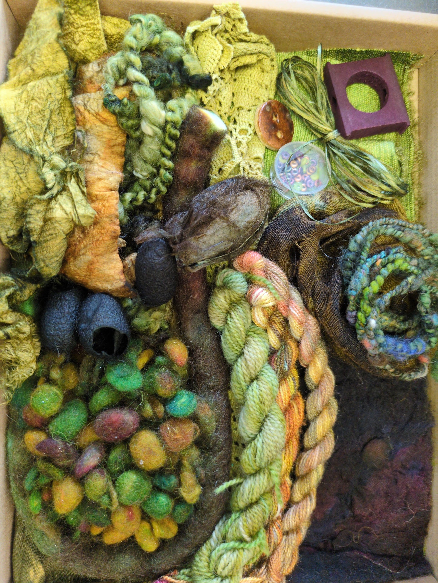 Kelp Creativity mixed media textiles Box- kelpCB10
