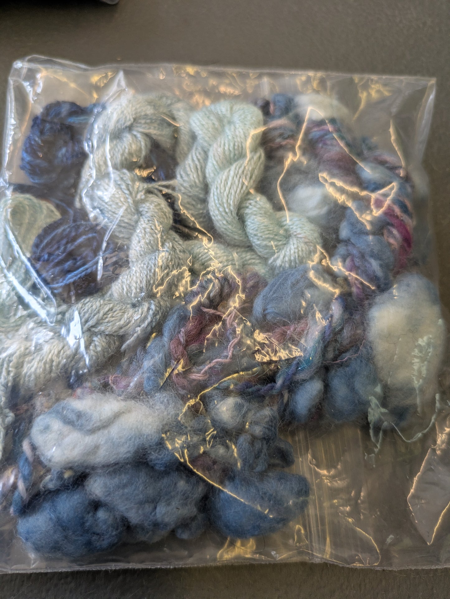 Threads and yarn packs , mix to experiment pack G
