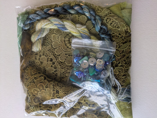 Mini creativity stitch packs , mix to experiment with CPY07