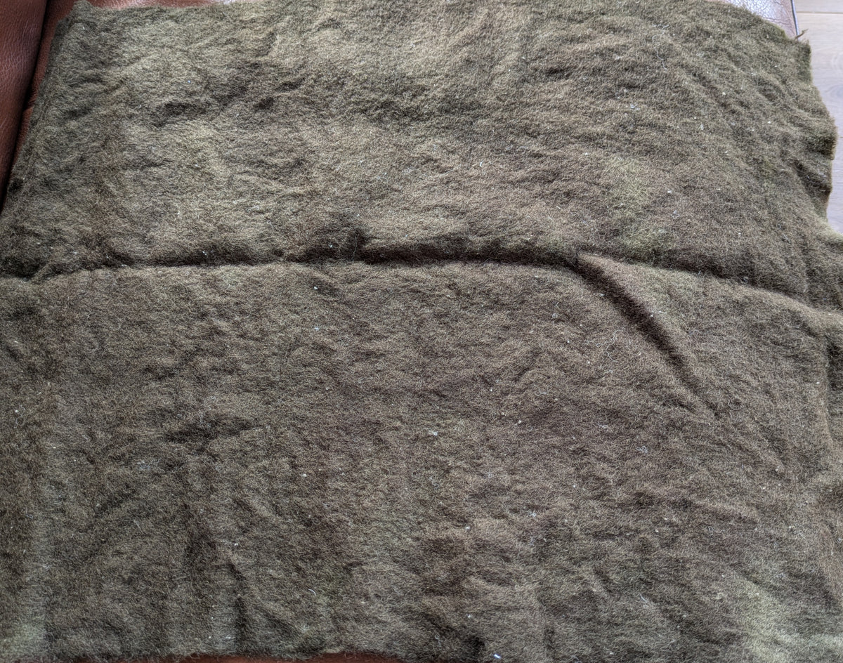 Hand Dyed wool vintage blanket med weight- creative textiles -blanket2