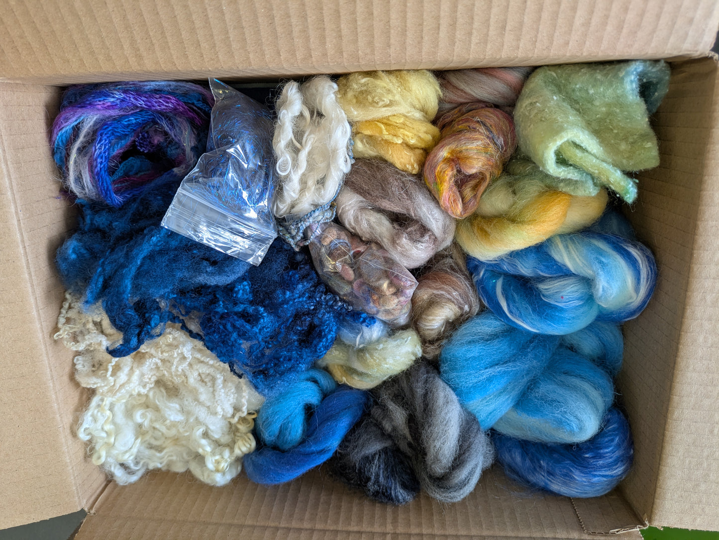 Luxury needle-felt starter box - seascape