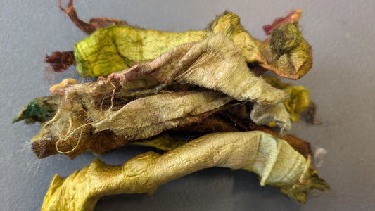 10g hand dyed silk rods SR07