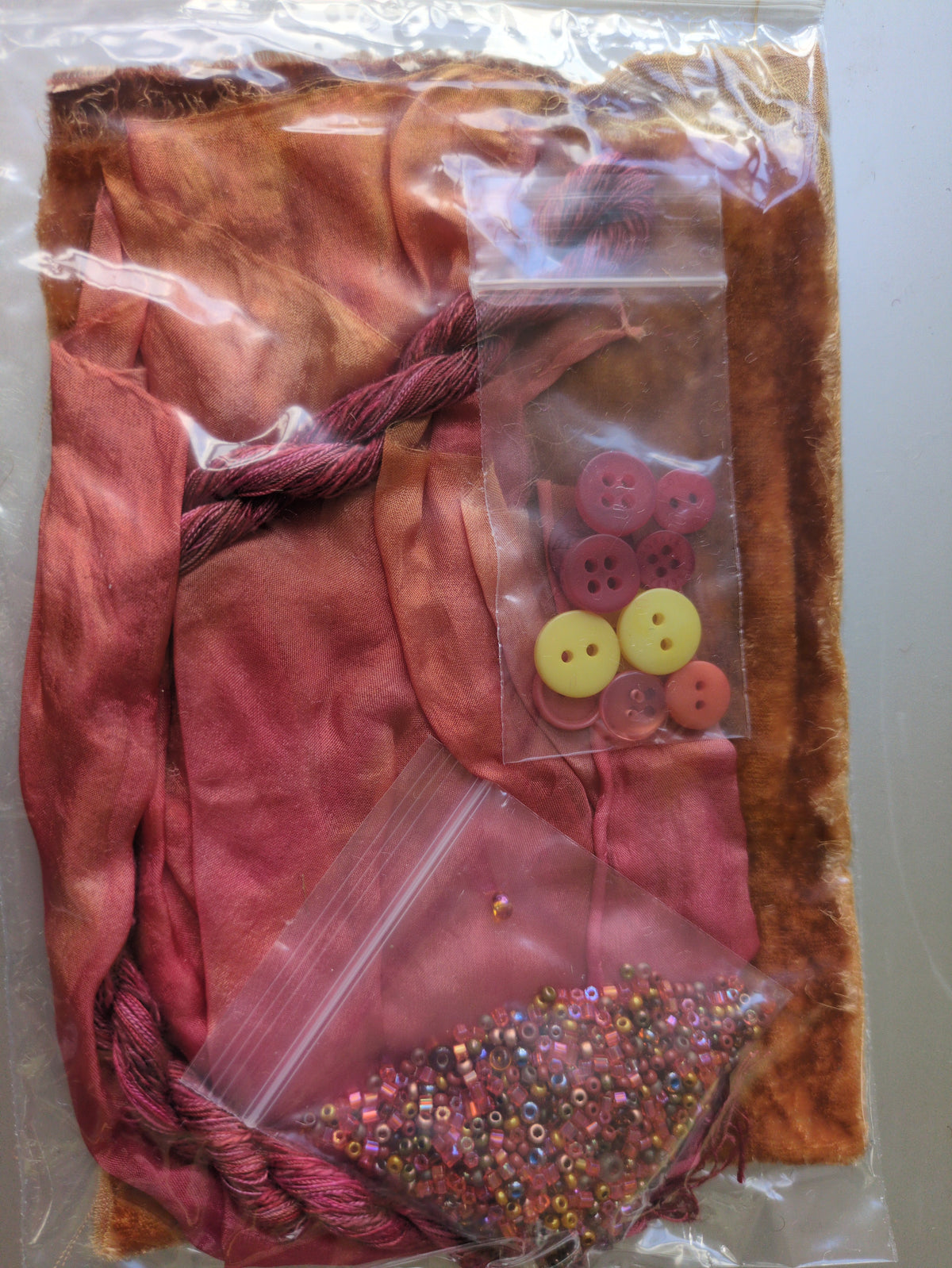 Mini creativity stitch packs , mix to experiment with CPY53