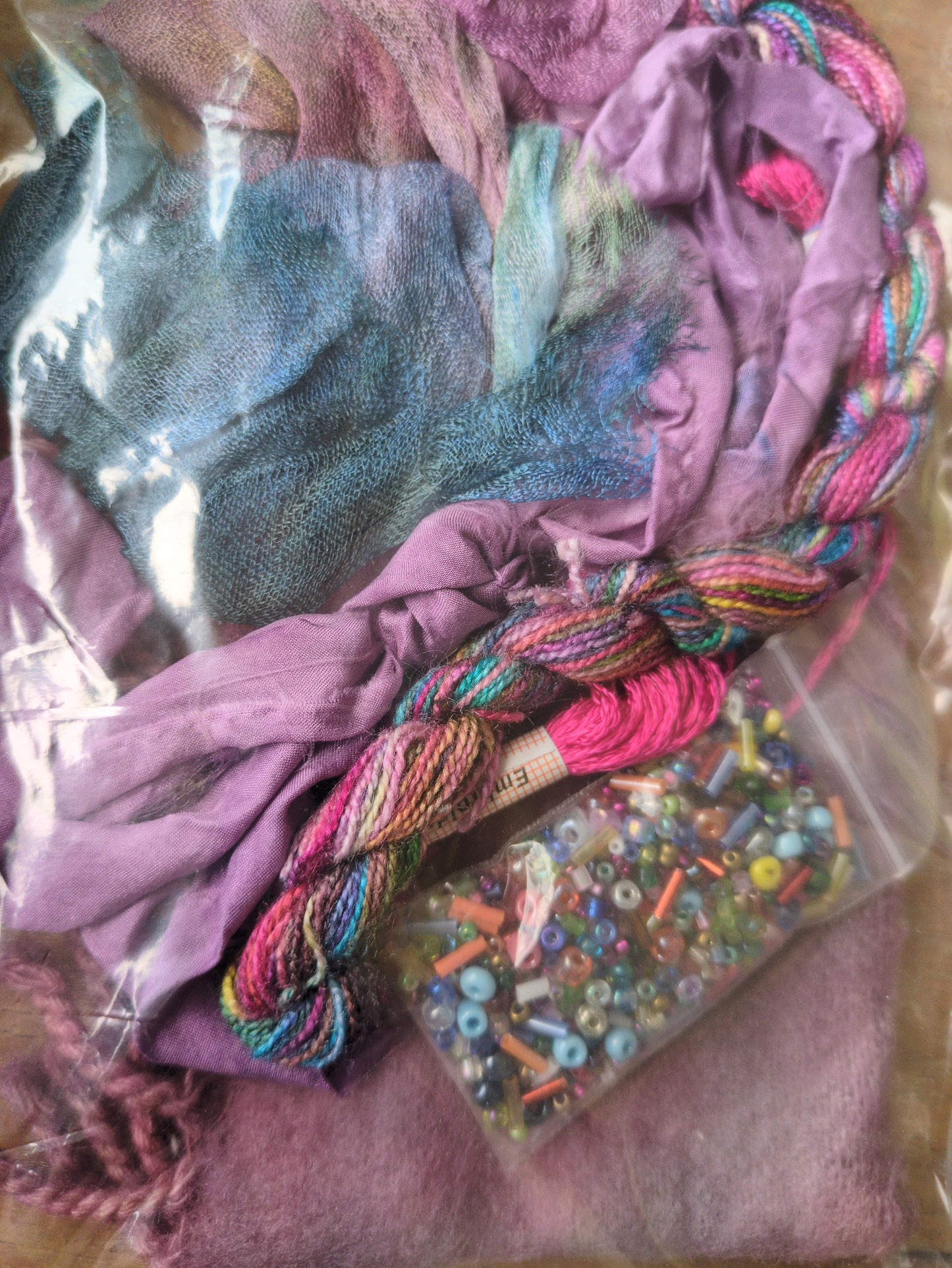 Mini creativity stitch packs , mix to experiment MCS48