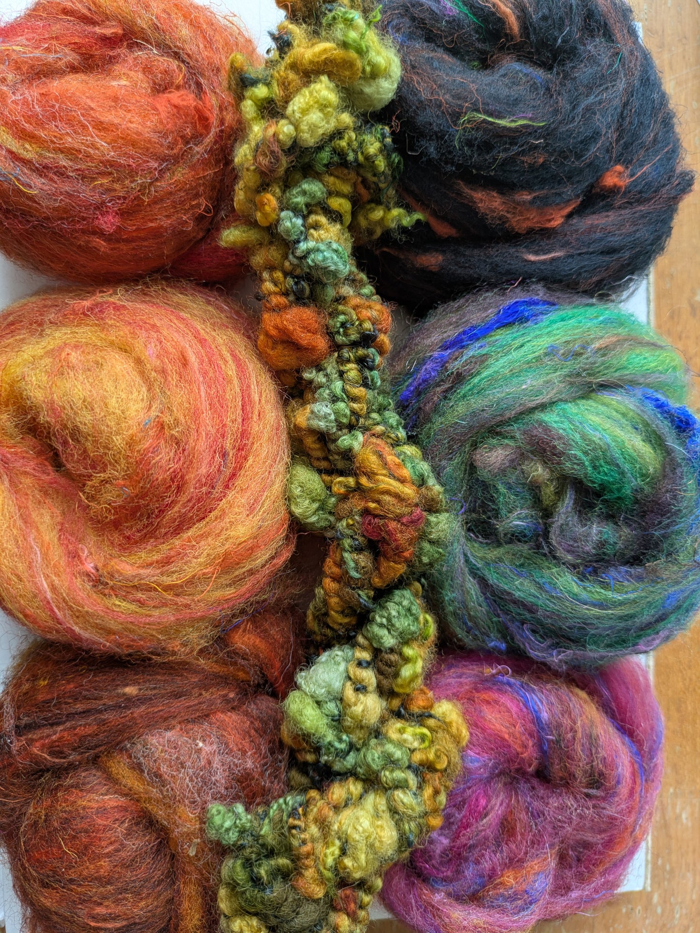 70g luxury needle felt party pumpkin pack with added hand spun tendrils pumpkin8