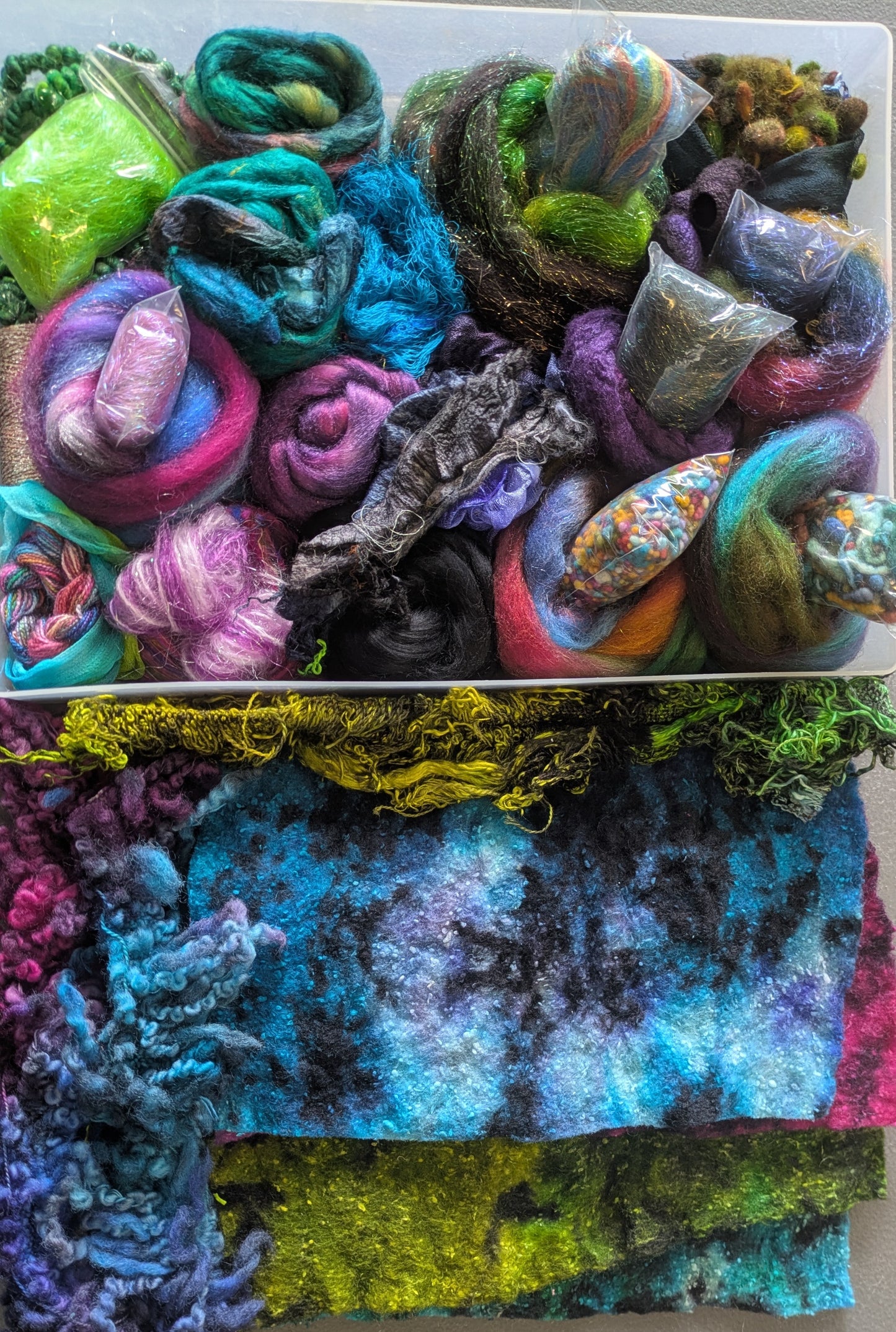 200g luxury textural additions galaxy geodes LFAGG05