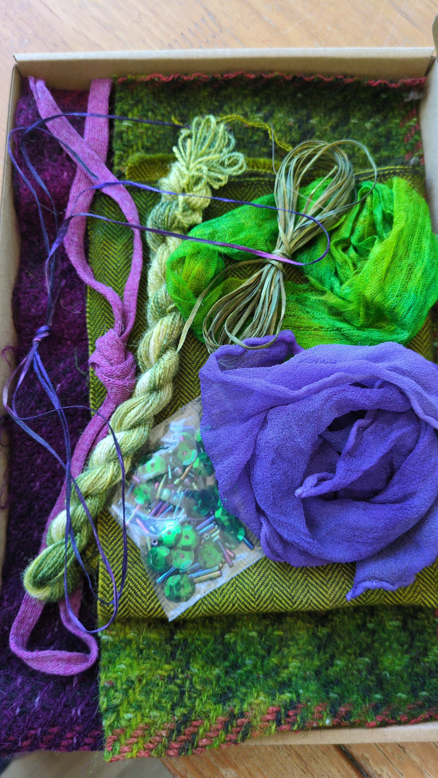 Thistles creativity packs , stitch experiment THCP05