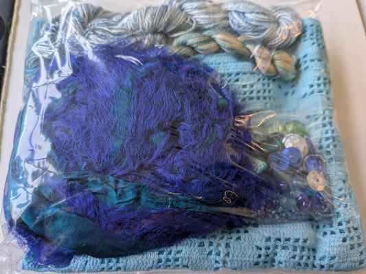 Mini creativity stitch packs , mix to experiment with CPY30