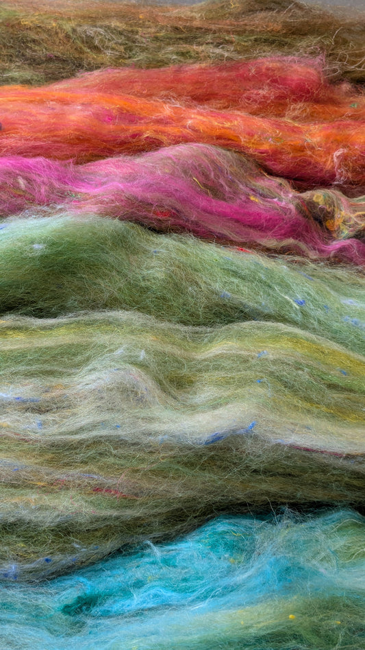Hand carded luxury Batt layers with added texture. layers great to needle felt or wet felt 100g pack 5
