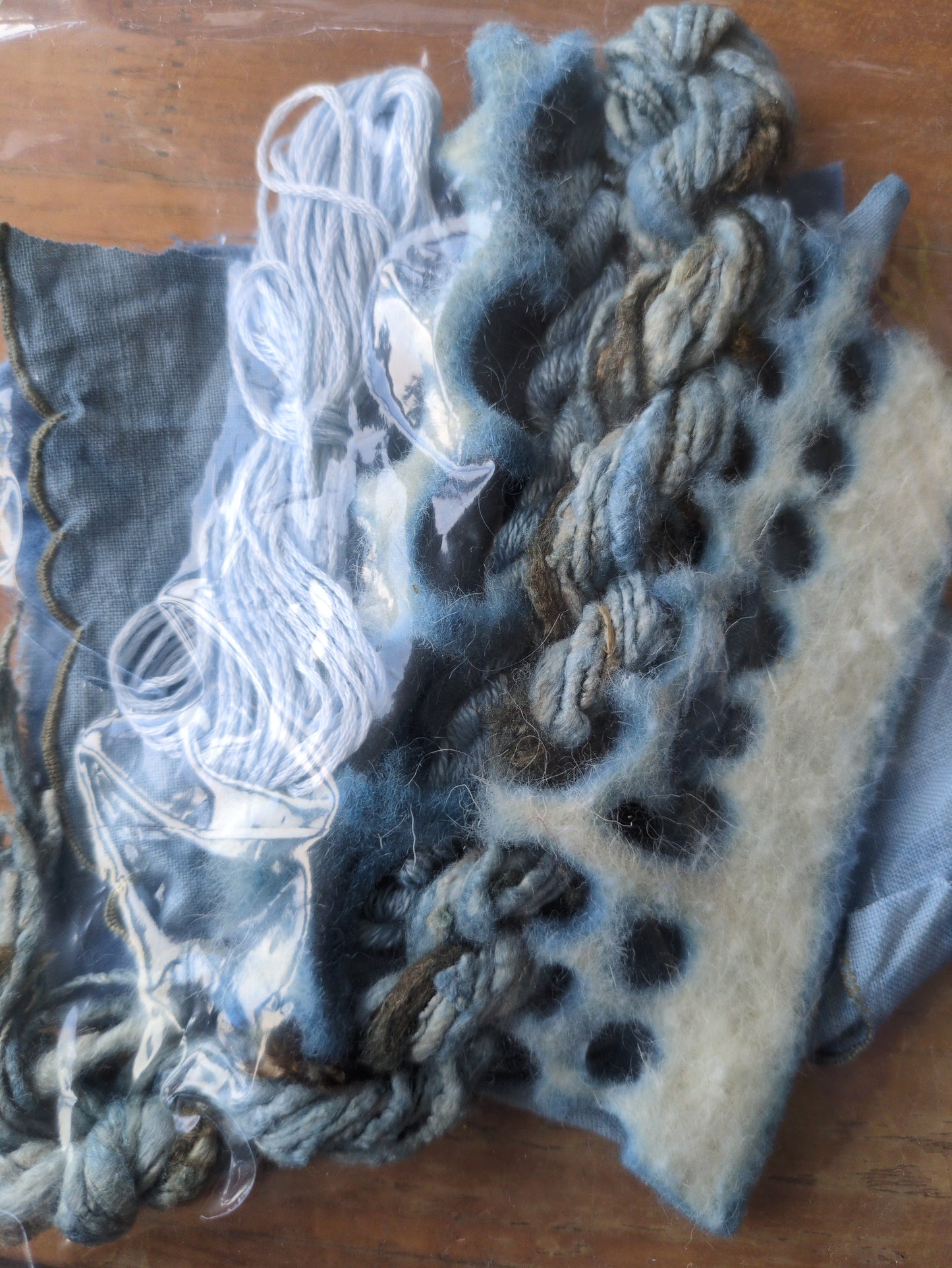 Mini creativity stitch packs , mix to experiment MCS52