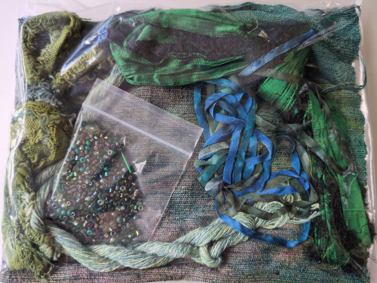 Mini creativity stitch packs , mix to experiment with CPY43