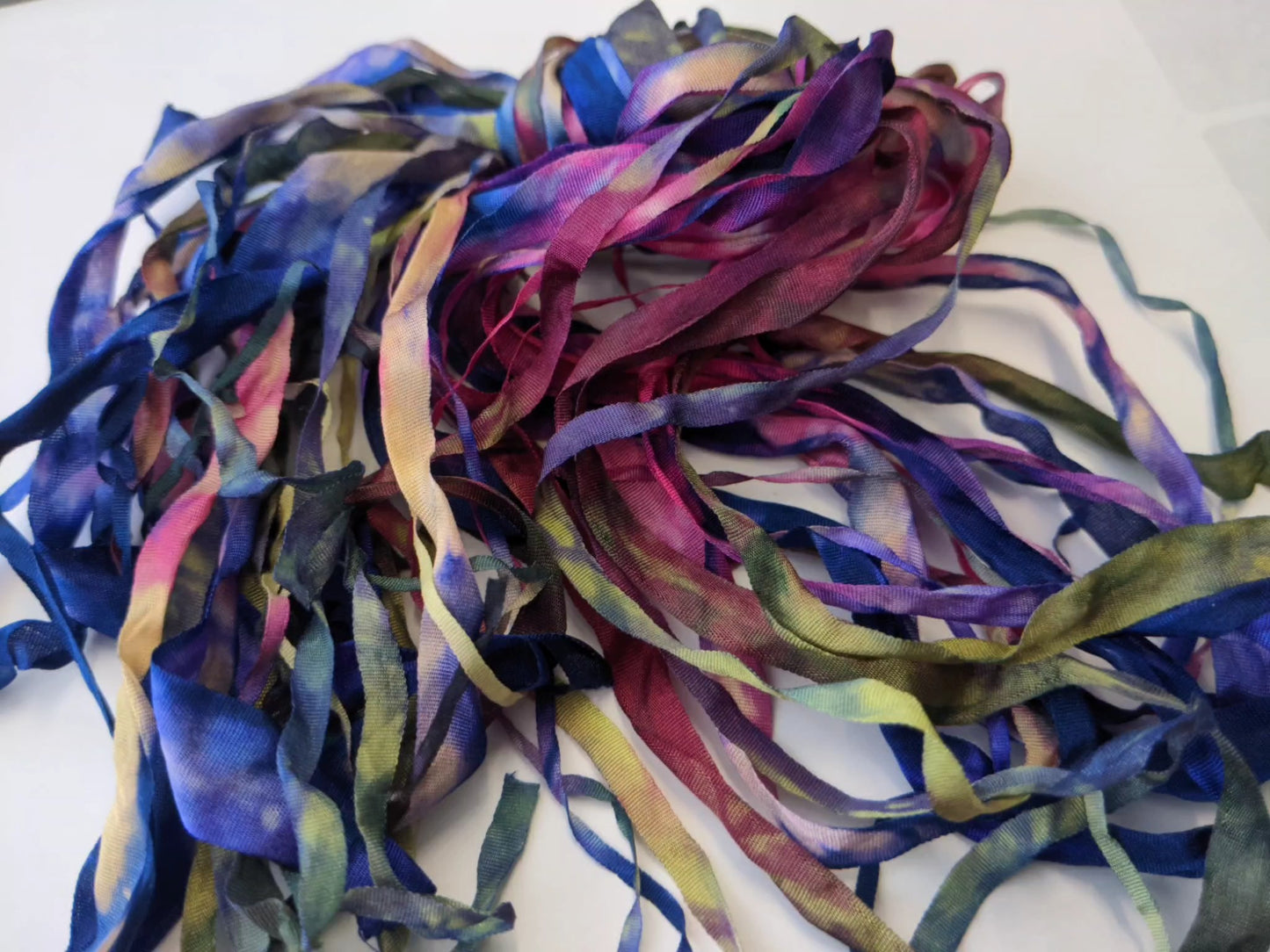 6 x 2m hand dyed silk embroidery ribbons ass width- SER15